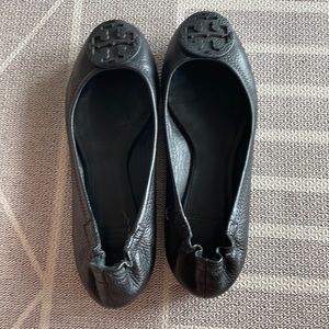 Tory Burch Reva flat